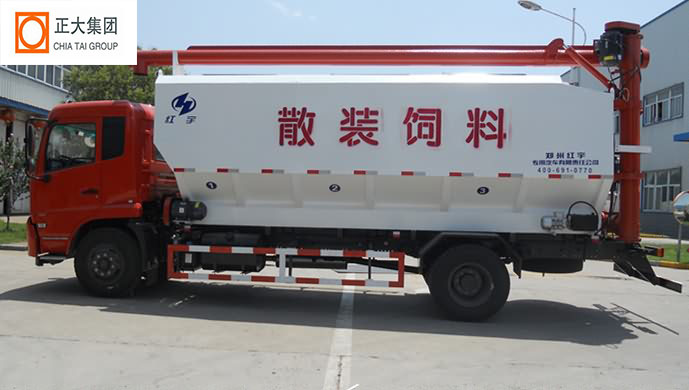 12噸東風(fēng)天錦散裝飼料運輸車試車現(xiàn)場